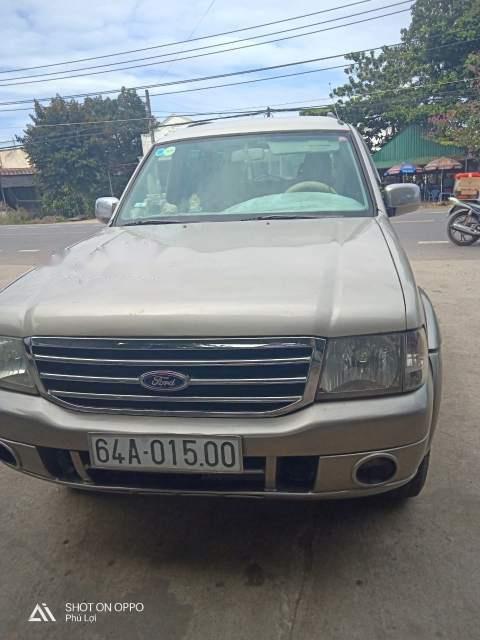 Ford Everest 2005 - Bán ô tô Ford Everest năm 2005 xe gia đình