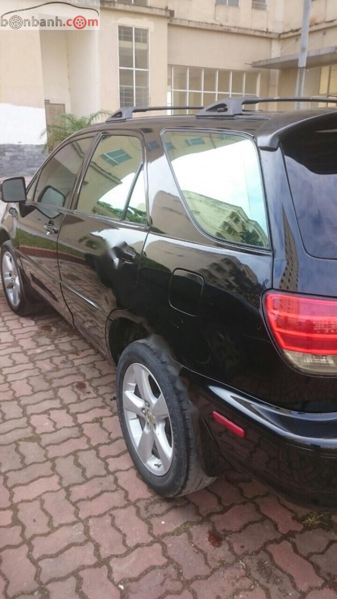 Lexus RX 300 2002 - Bán xe Lexus RX 300 năm 2002, màu đen, xe nhập đã đi 92000 km