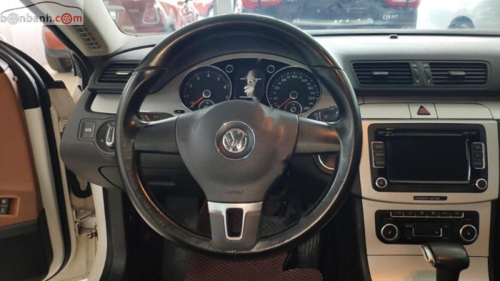 Volkswagen Passat CC 2.0 AT 2010 - Bán ô tô Volkswagen Passat CC 2.0 AT 2010, màu trắng, xe nhập chính chủ