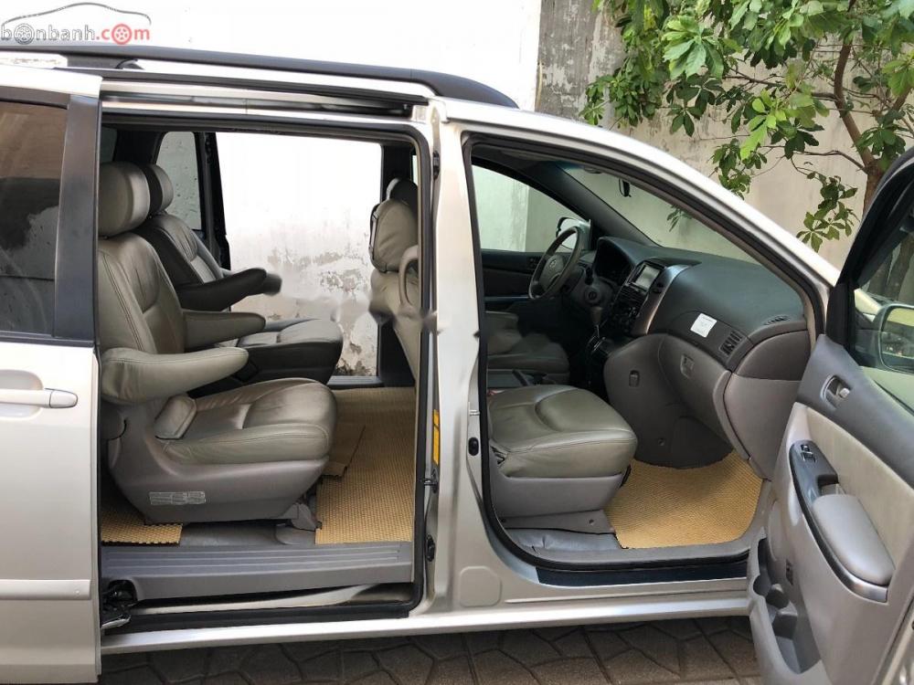 Toyota Sienna 2008 - Bán lại xe Toyota Sienna sản xuất năm 2008, xe nhập