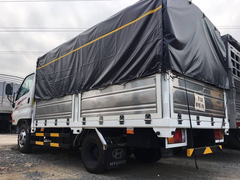 Xe tải 1,5 tấn - dưới 2,5 tấn 2018 - Hyundai, xe tải Hyundai 2 tấn 4 nhập khẩu, hỗ trợ trả góp