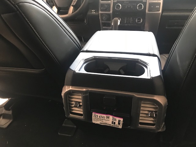 Ford F 150 Platinum 2019 - Bán Ford F 150 Platinum năm 2019, màu trắng, xe nhập Mỹ