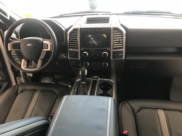 Ford F 150 Platinum 2019 - Bán Ford F 150 Platinum năm 2019, màu trắng, xe nhập Mỹ