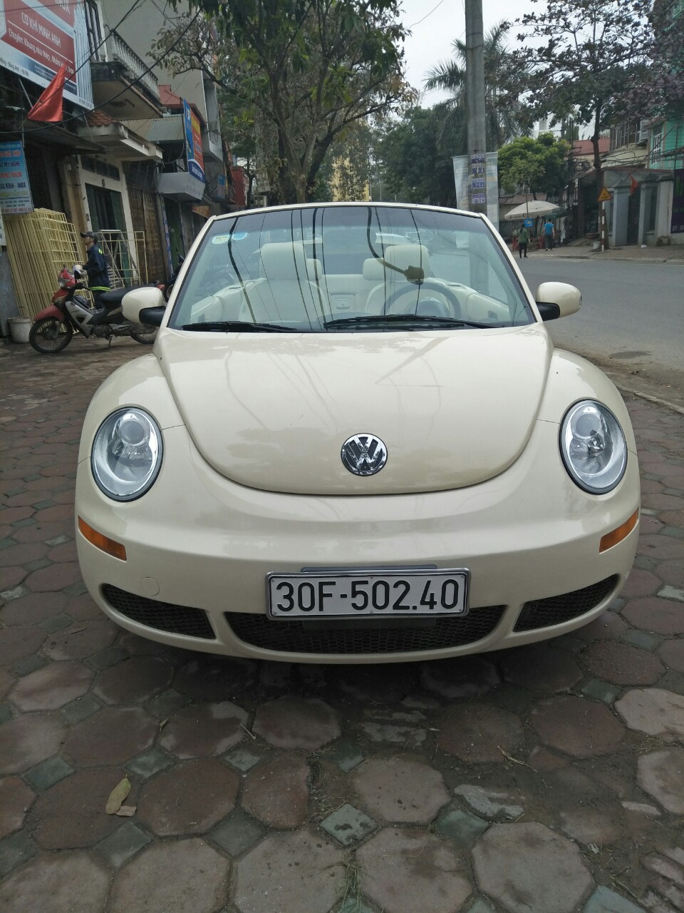 Volkswagen New Beetle 2.5AT 2006 - Cần bán xe Volkswagen New Beetle 2.5AT đời 2006 đăng ký lần đầu 2009 nhập khẩu Đức chính chủ mua từ mới