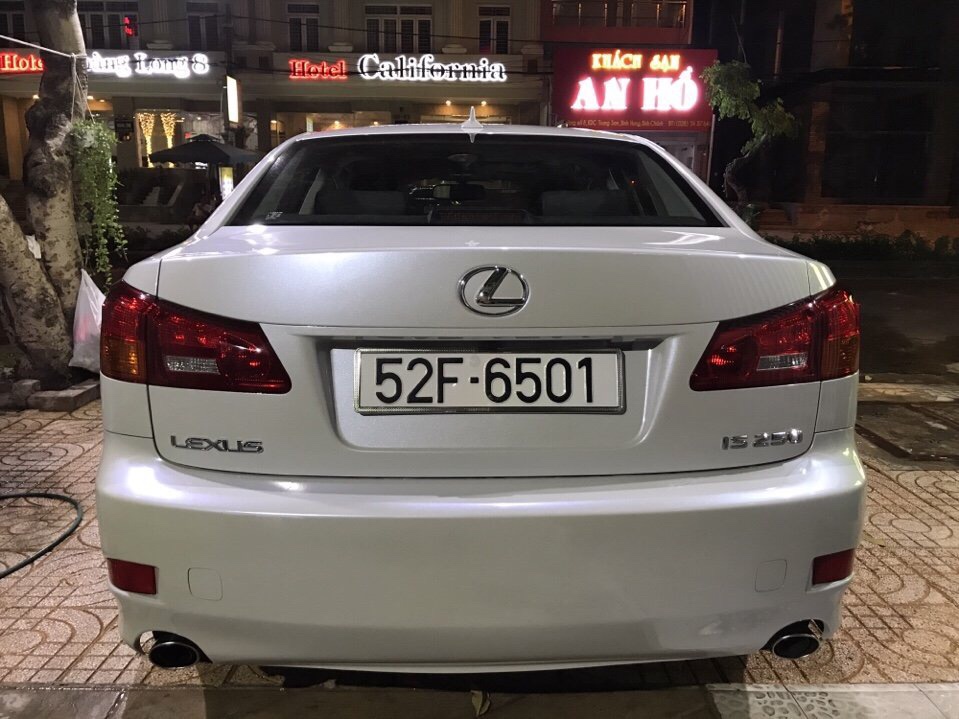 Lexus IS IS250 2008 - Bán Lexus IS IS250 SX 2008, xe đi chỉ 40.000km hàng hiếm, nhập khẩu nguyên chiếc, cam kết chất lượng bao kiểm tra hãng
