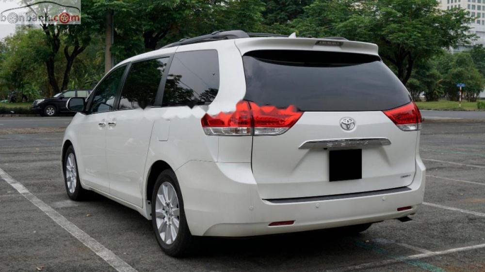 Toyota Sienna Limited 3.5 2013 - Cần bán gấp Toyota Sienna Limited 3.5 đời 2013, màu trắng, nhập khẩu