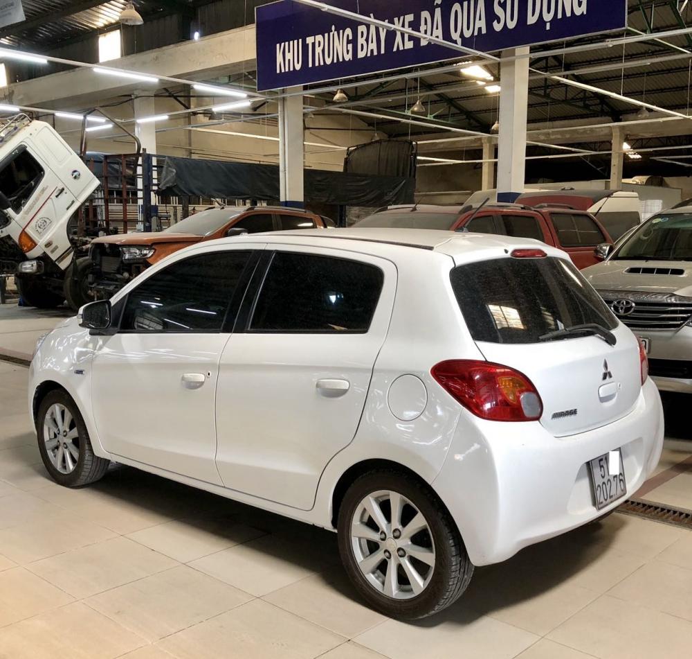 Mitsubishi Mirage 2015 - Bán Mitsubishi Mirage bản full, số tự động, 2015, màu trắng, nhập khẩu nguyên chiếc, giá tốt