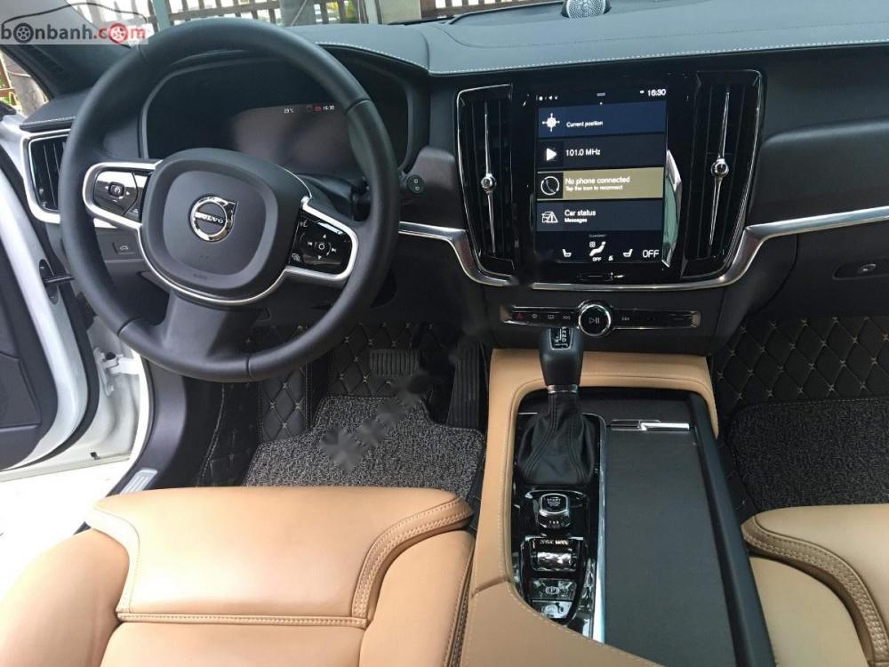 Volvo V90 2018 - Bán Volvo V90 sản xuất 2018, màu trắng, nhập khẩu