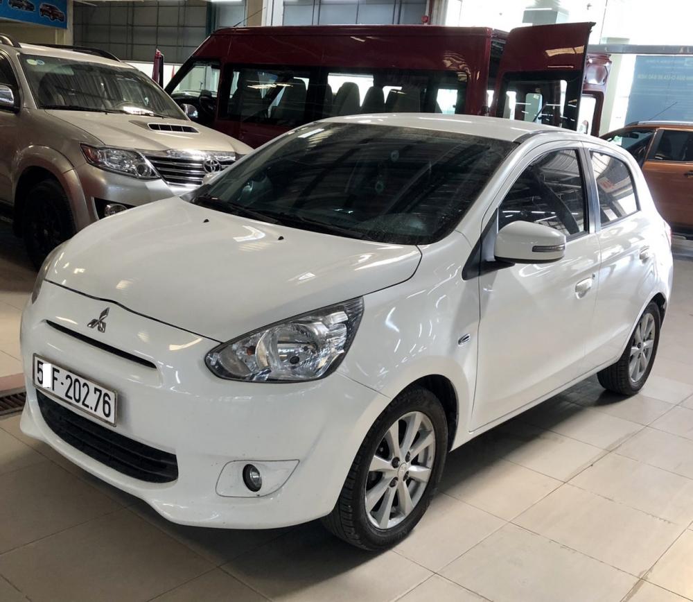 Mitsubishi Mirage 2015 - Bán Mitsubishi Mirage bản full, số tự động, 2015, màu trắng, nhập khẩu nguyên chiếc, giá tốt