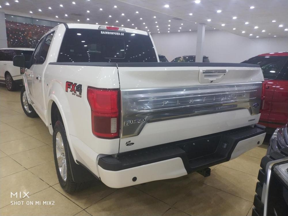 Ford F 150 F150 Platinum 2018 - Bán Ford F150 Platinum sản xuất 2018 Model 2019 màu trắng, xe ngay