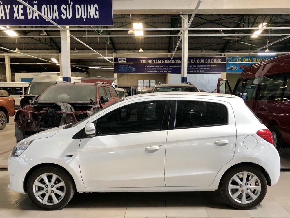 Mitsubishi Mirage 2015 - Bán Mitsubishi Mirage bản full, số tự động, 2015, màu trắng, nhập khẩu nguyên chiếc, giá tốt