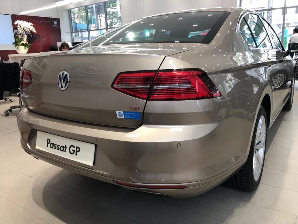 Volkswagen Passat 2016 - Bán Volkswagen Passat GP Model 2016 - Sedan Cao Cấp - Volkswagen Việt Nam nhập khẩu