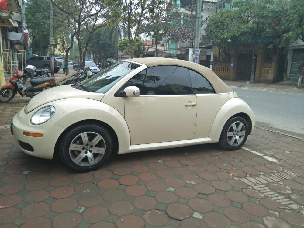 Volkswagen New Beetle 2.5AT 2006 - Cần bán xe Volkswagen New Beetle 2.5AT đời 2006 đăng ký lần đầu 2009 nhập khẩu Đức chính chủ mua từ mới