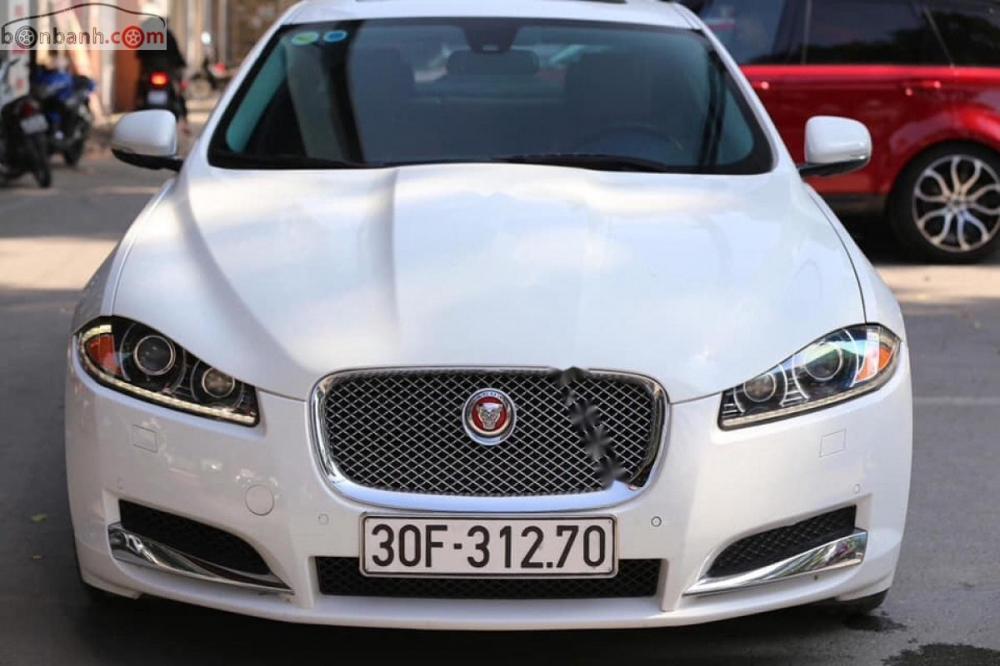 Jaguar XF 2.0 AT 2014 - Bán Jaguar XF 2.0 AT năm 2014, màu trắng, nhập khẩu