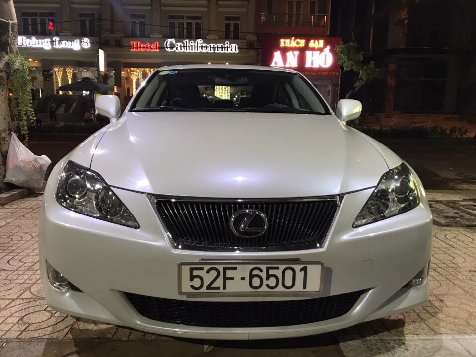 Lexus IS IS250 2008 - Bán Lexus IS IS250 SX 2008, xe đi chỉ 40.000km hàng hiếm, nhập khẩu nguyên chiếc, cam kết chất lượng bao kiểm tra hãng
