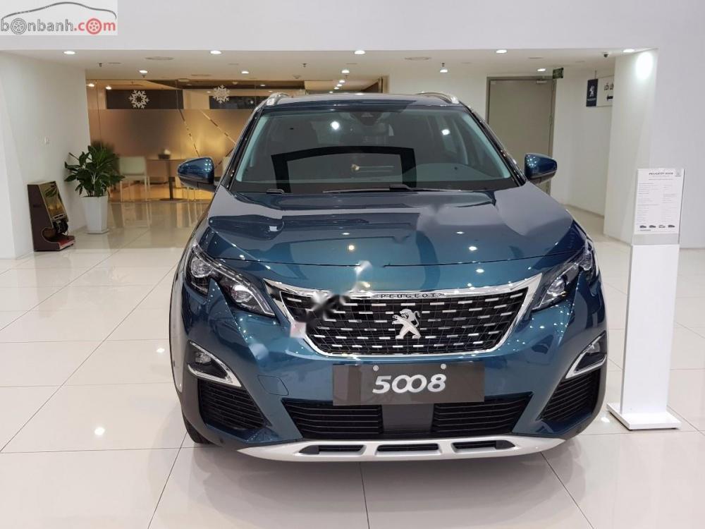 Peugeot 5008 1.6 AT 2019 - Bán xe Peugeot 5008 1.6 AT năm 2019, màu xanh lam, giá tốt