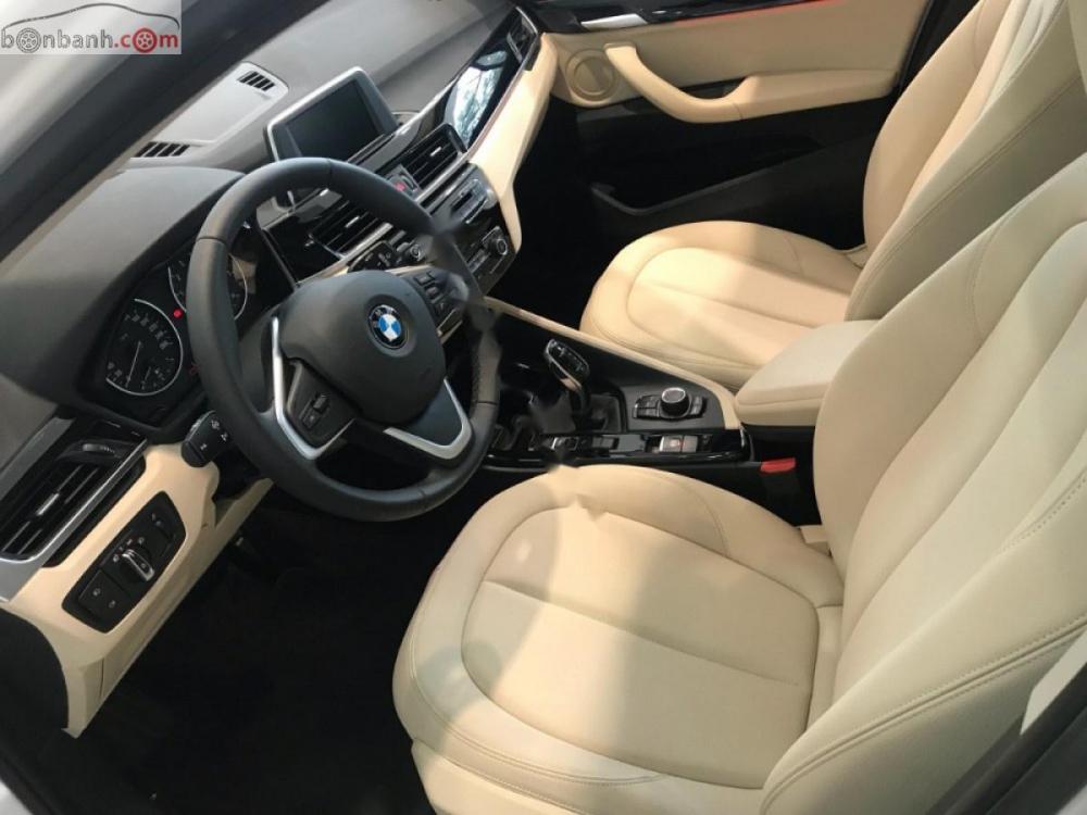 BMW X1 sDrive18i 2018 - Bán BMW X1 sDrive18i năm sản xuất 2018, màu trắng, nhập khẩu  