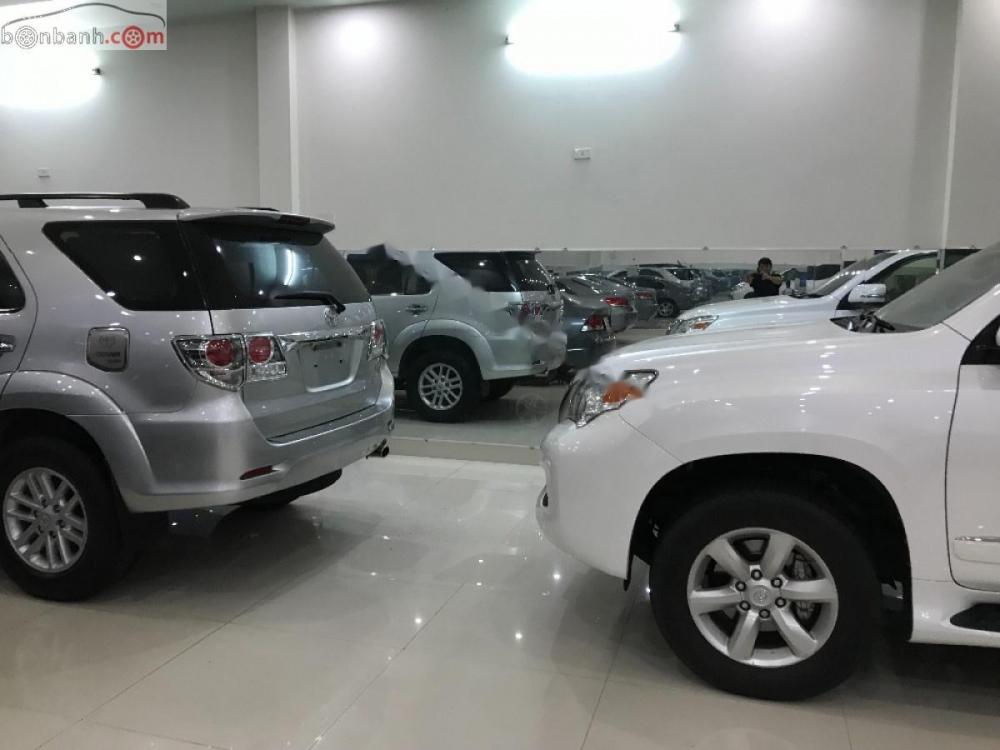 Toyota Fortuner  2.7V 2014 - Bán Toyota Fortuner 2.7V đời 2014, màu bạc xe gia đình, giá tốt