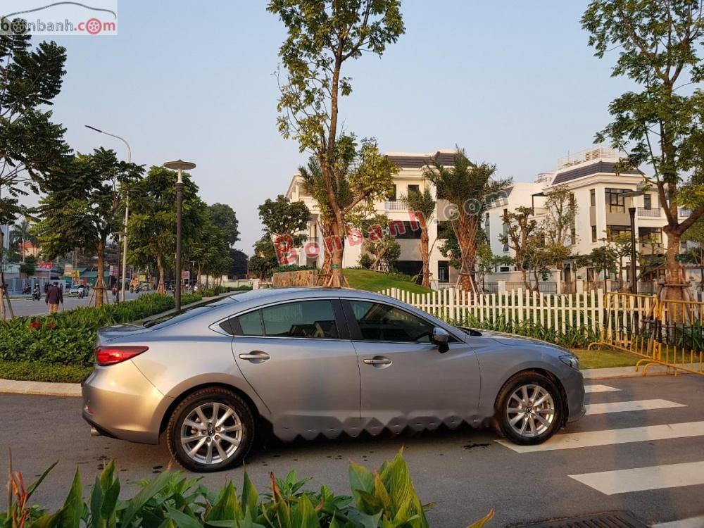 Mazda 6 2.0 AT 2016 - Bán xe Mazda 6 2.0 AT đời 2016, màu bạc, 768tr