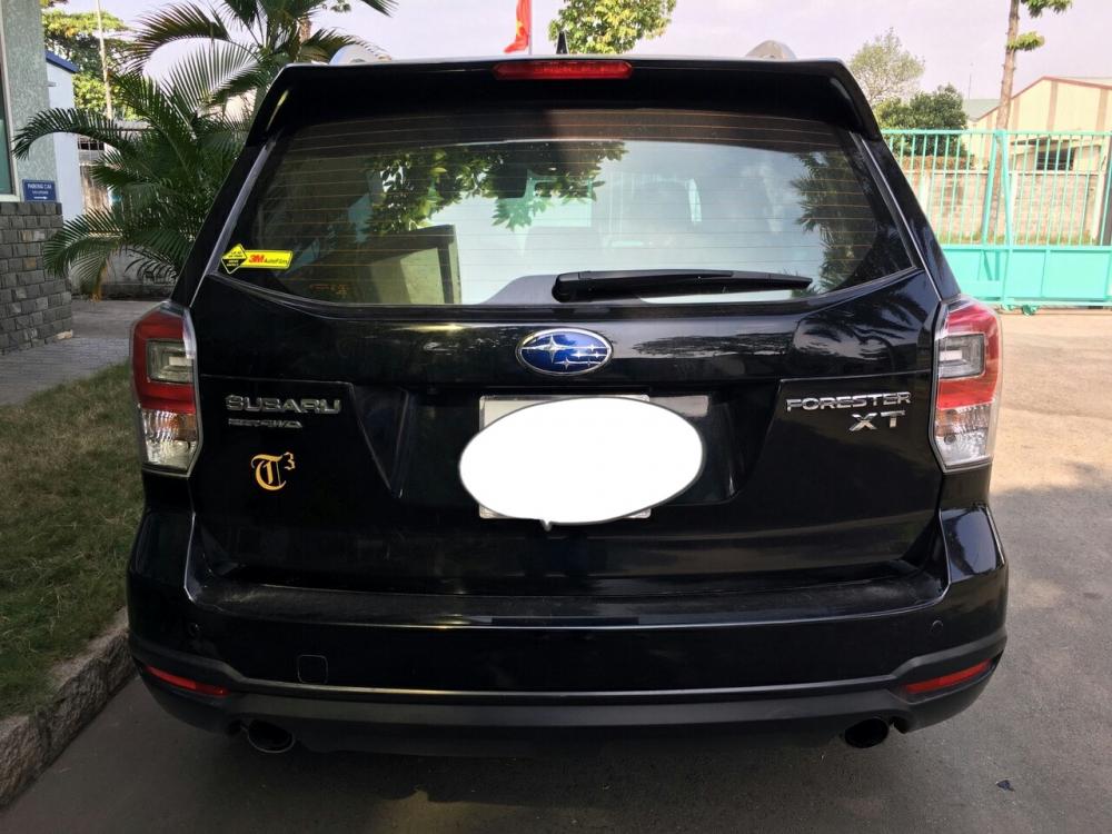 Subaru Forester 2.0XT 2016 - Bán Subaru Forester 2.0XT sản xuất năm 2016, màu đen, nhập khẩu