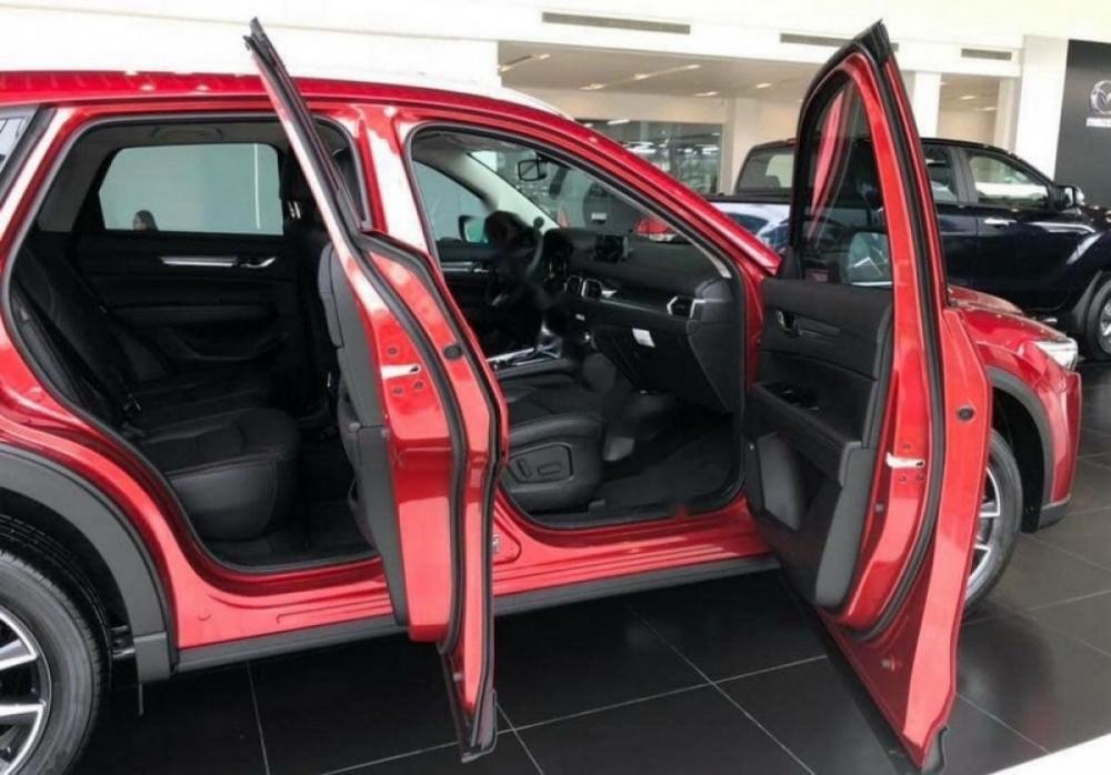 Mazda 3 1.5 AT 2018 - Cần bán Mazda 3 1.5 AT năm 2018, màu đỏ, 640tr