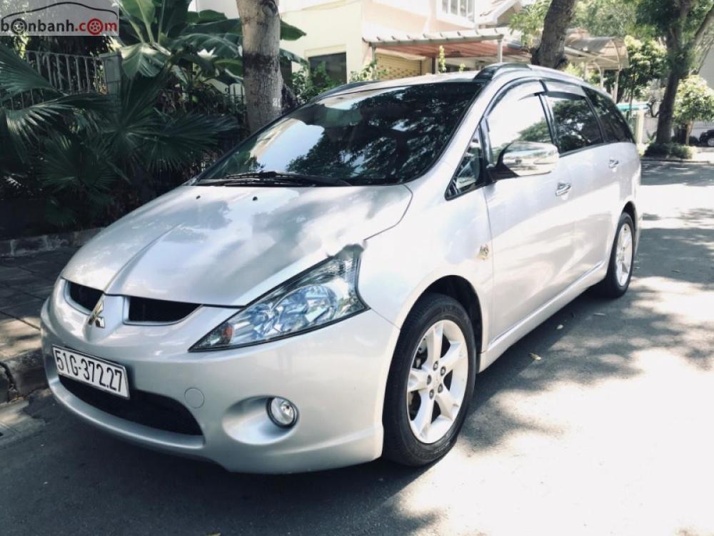 Mitsubishi Grandis 2008 - Bán Mitsubishi Grandis sản xuất 2008, màu bạc