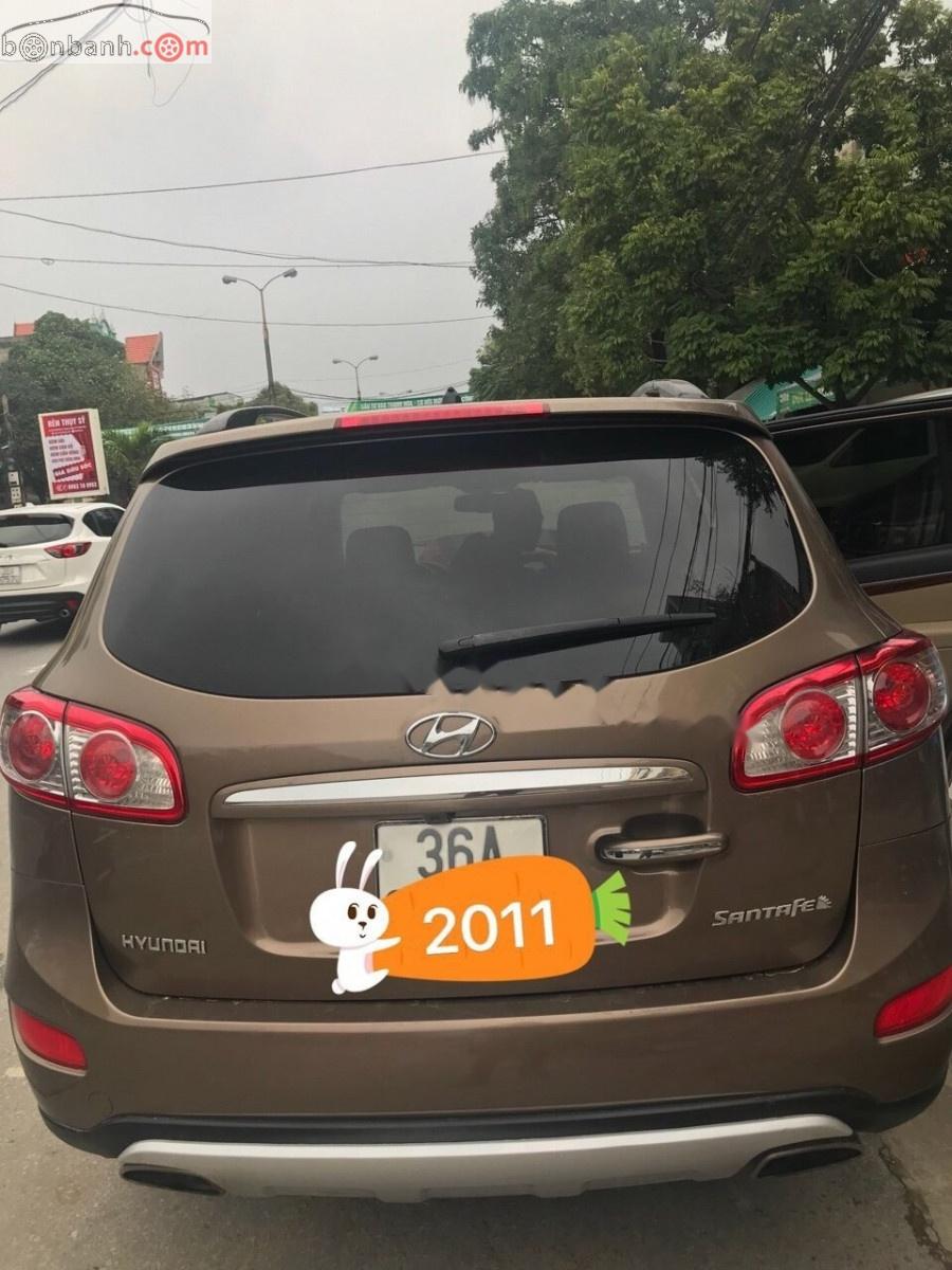 Hyundai Santa Fe 2.0AT 2011 - Bán Hyundai Santa Fe 2.0AT 2011, màu nâu, nhập khẩu, số tự động