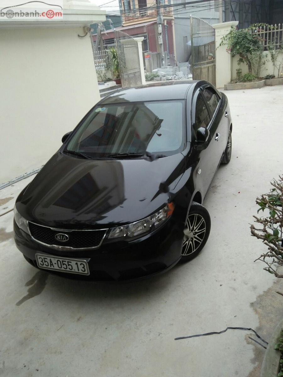 Kia Forte 2010 - Cần bán lại xe Kia Forte 2010, màu đen, xe nhập chính chủ, giá tốt