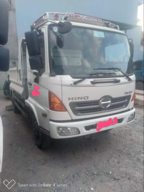 Hino 500 Series   2017 - Bán Hino 500 Series 2017, màu trắng, xe nhập, giá chỉ 880 triệu 