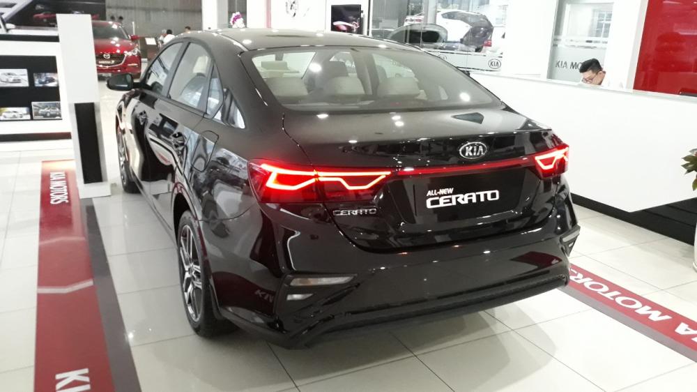 Kia Cerato 1.6 AT Duluxe 2019 - Cần bán xe Kia Cerato Cerato 1.6 AT Duluxe 2019