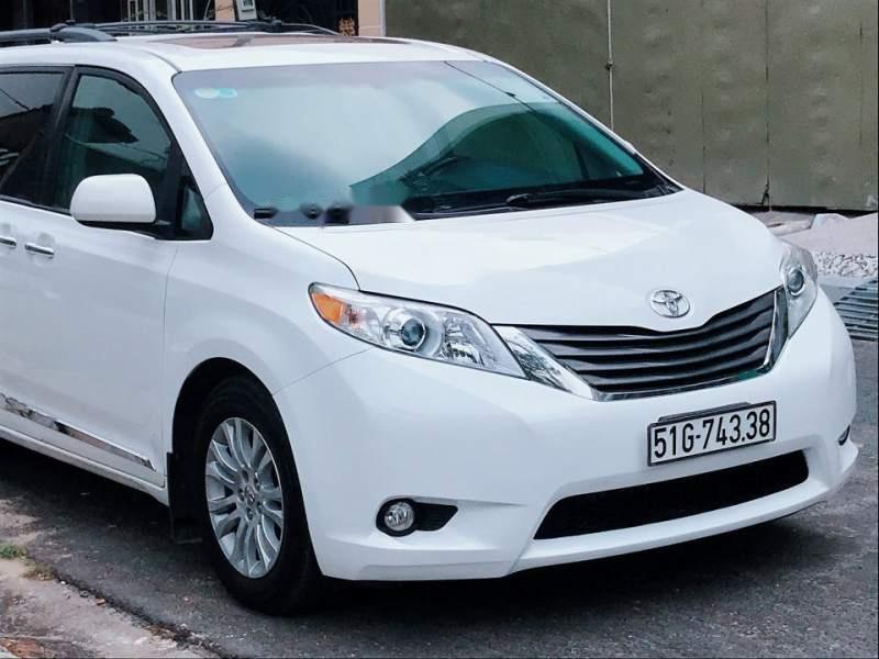 Toyota Sienna  XLE 2013 - Bán Toyota Sienna XLE 2013, màu trắng, nhập khẩu nguyên chiếc