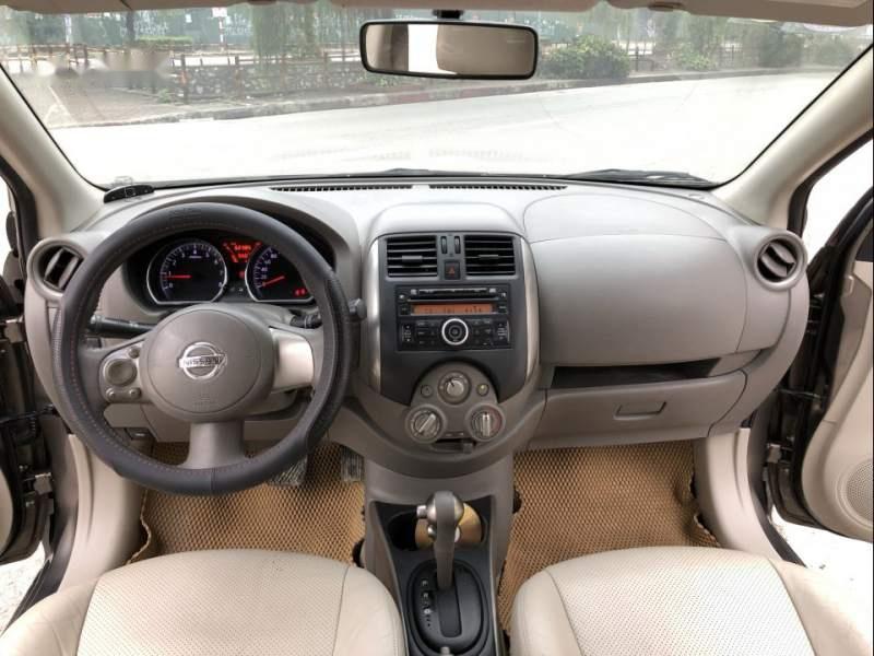 Nissan Sunny   2014 - Cần bán gấp Nissan Sunny sản xuất năm 2014, màu xám số tự động