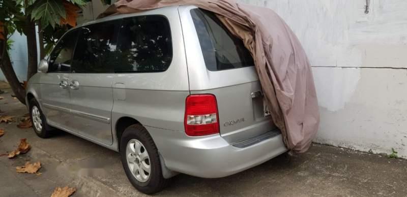 Kia Carnival 2005 - Bán Kia Carnival đời 2005, màu bạc, giá chỉ 230 triệu