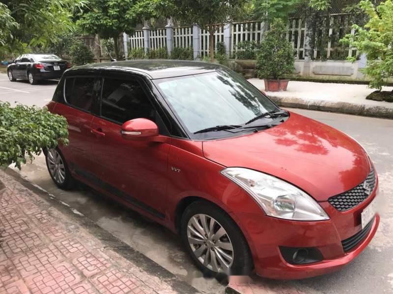 Suzuki Swift 2014 - Cần bán lại xe Suzuki Swift năm sản xuất 2014, hai màu, xe nhập, giá 438tr