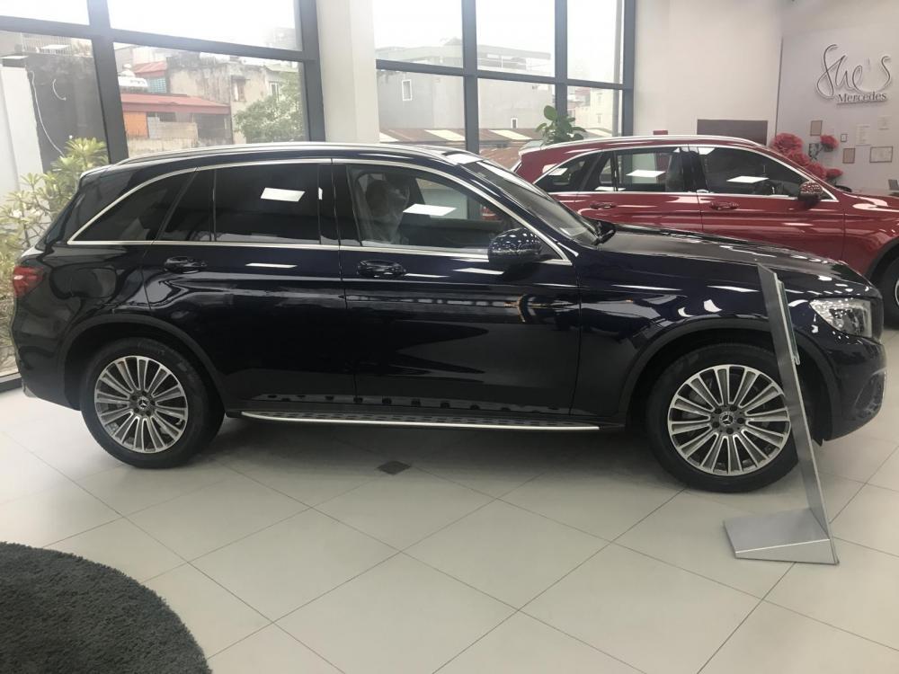 Mercedes-Benz GLC-Class GLC250 2018 - Bán Mercedes GLC250 New 2018, full màu, giá tốt giao ngay ưu đãi hấp dẫn - LH 0965075999