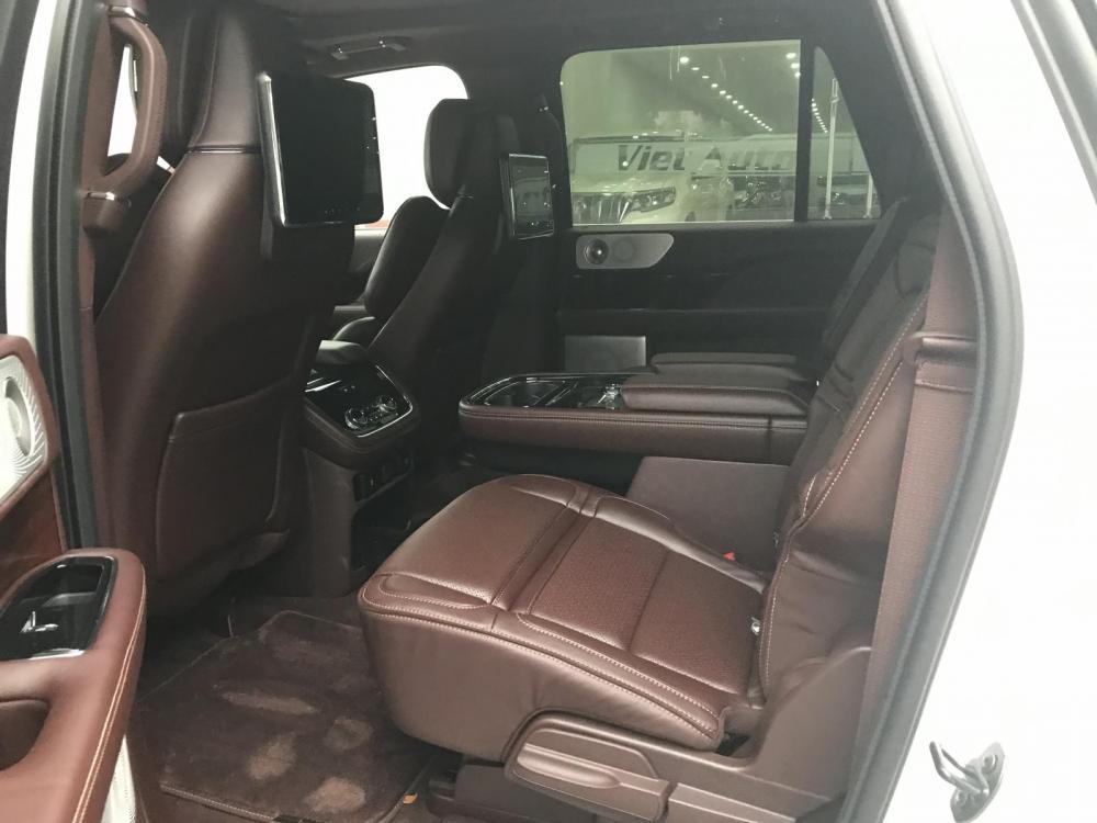 Lincoln Navigator L Black Label 2019 - Bán Lincoln Lavigator L Black Laber 2019, nhập Mỹ màu trắng, nội thất nâu, xe giao ngay. LH: 0906223838