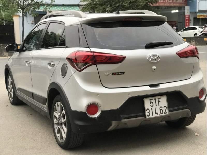 Hyundai i20 Active 2015 - Cần bán xe Hyundai i20 Active năm sản xuất 2015, màu trắng, xe nhập, giá chỉ 476 triệu