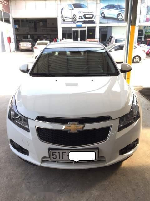 Chevrolet Cruze  1.8AT  2015 - Cần bán lại xe Chevrolet Cruze 1.8AT 2015, màu trắng như mới 
