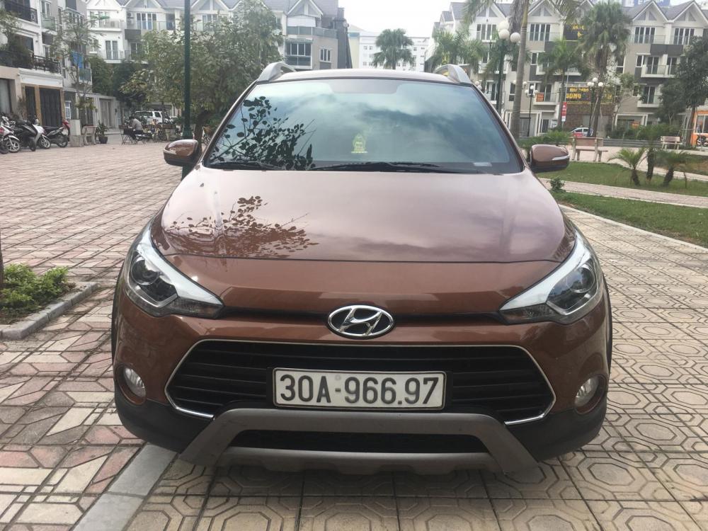 Hyundai i20 Active 2015 - Cần bán Hyundai i20 Active sản xuất năm 2015, màu nâu, nhập khẩu nguyên chiếc, 535 triệu