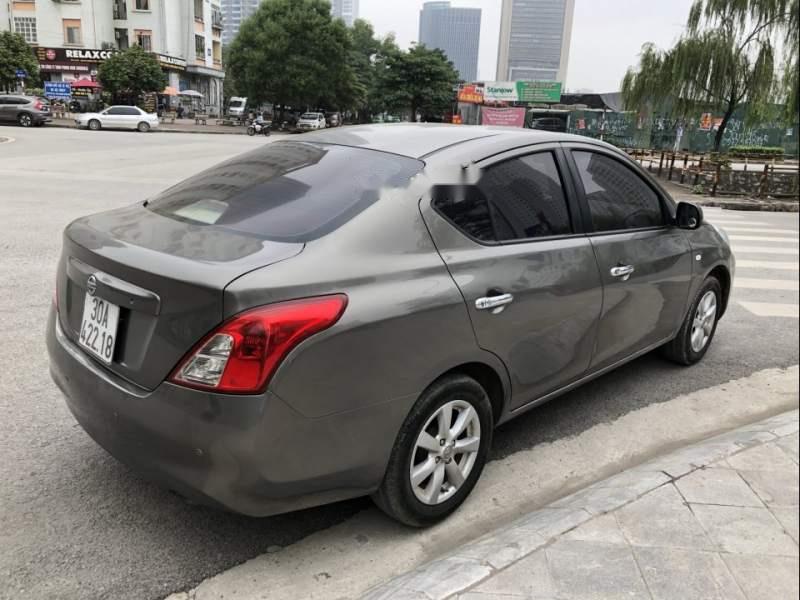 Nissan Sunny   2014 - Cần bán gấp Nissan Sunny sản xuất năm 2014, màu xám số tự động