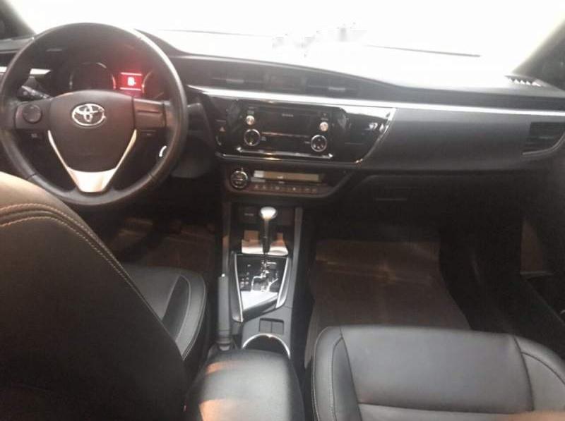 Toyota Corolla altis 2014 - Cần bán Toyota Corolla altis năm sản xuất 2014, màu bạc giá cạnh tranh