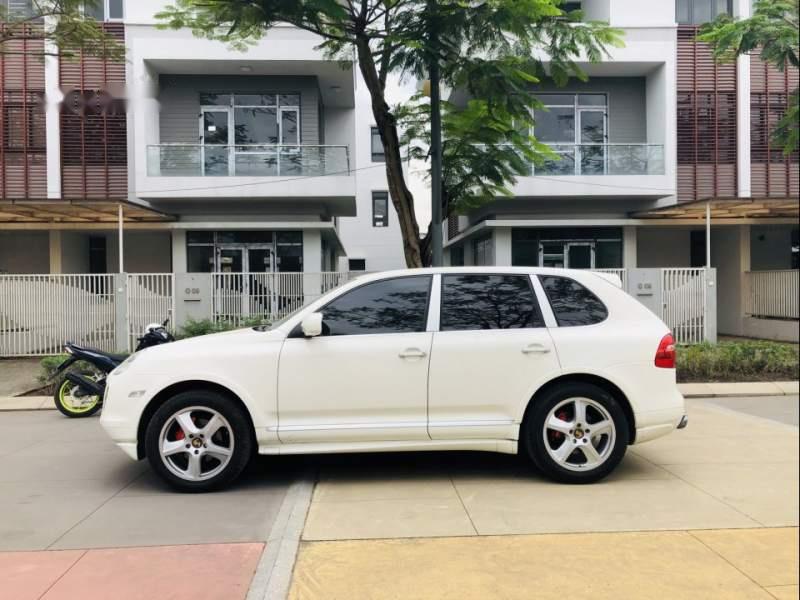 Porsche Cayenne 2008 - Cần bán lại xe Porsche Cayenne năm 2008, màu trắng, nhập khẩu nguyên chiếc xe gia đình