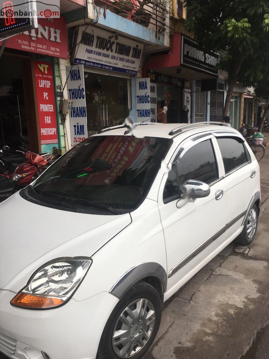 Chevrolet Spark 2010 - Cần bán Chevrolet Spark 2010, màu trắng xe gia đình