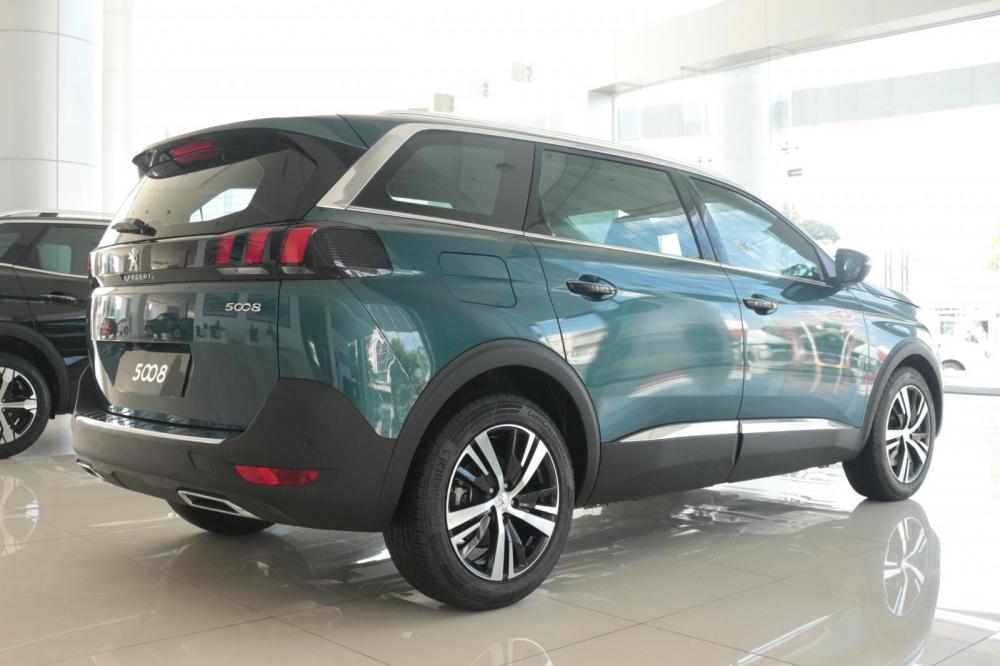 Peugeot 5008 2018 - Peugeot 5008 - Giao ngay trước Tết, không mua kèm phụ kiện, trả trước 425tr