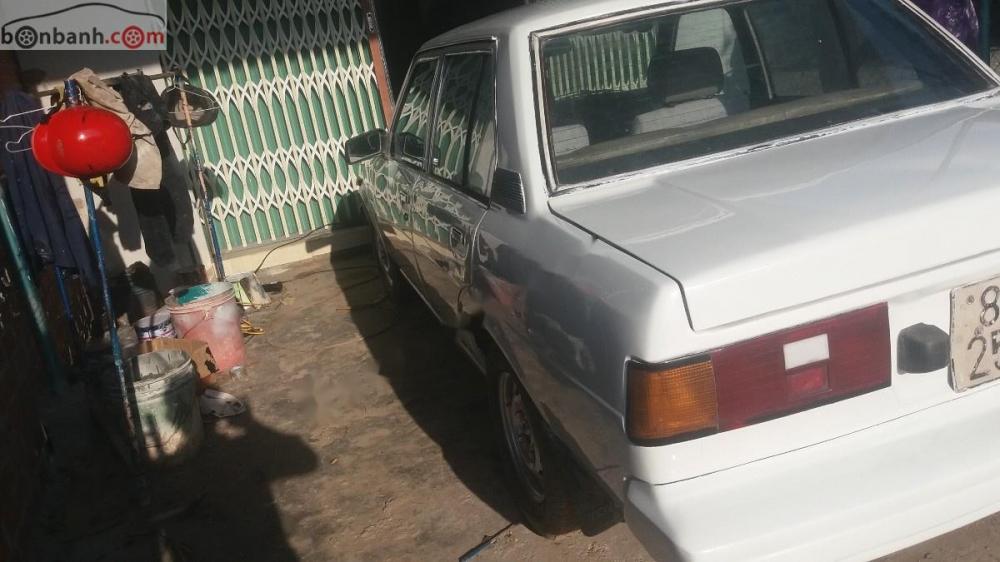 Toyota Carina 1990 - Xe cũ Toyota Carina sản xuất 1990, màu trắng, xe nhập