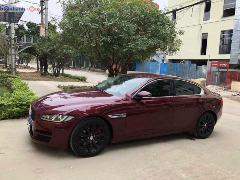 Jaguar XE 2015 - Bán Jaguar XE sản xuất 2015, màu đỏ, xe nhập còn mới