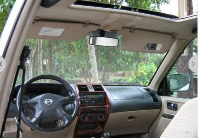 Nissan Terrano   II 4WD  2003 - Bán Nissan Terrano II 4WD đời 2003, màu trắng, 200 triệu