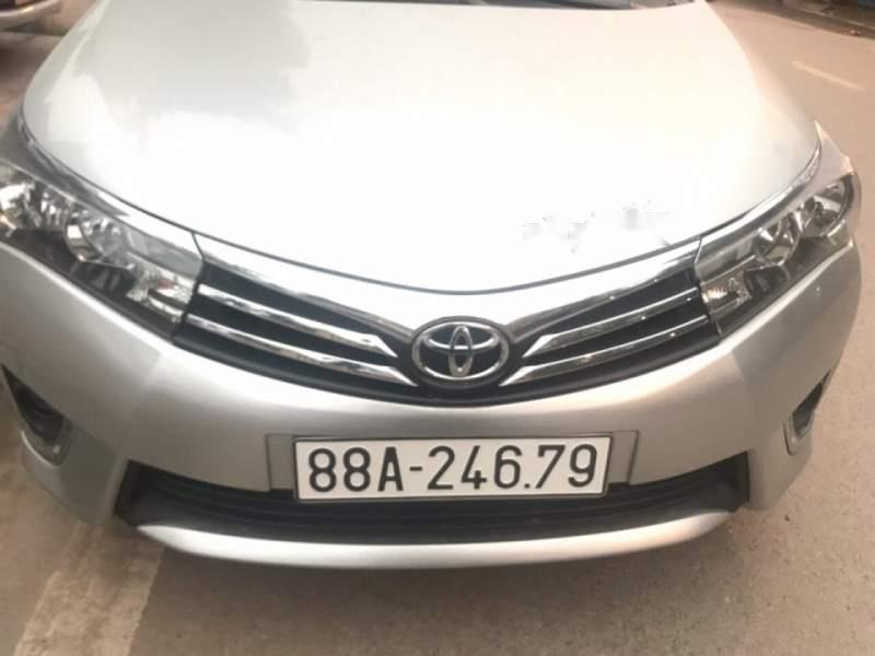 Toyota Corolla altis 2014 - Cần bán Toyota Corolla altis năm sản xuất 2014, màu bạc giá cạnh tranh