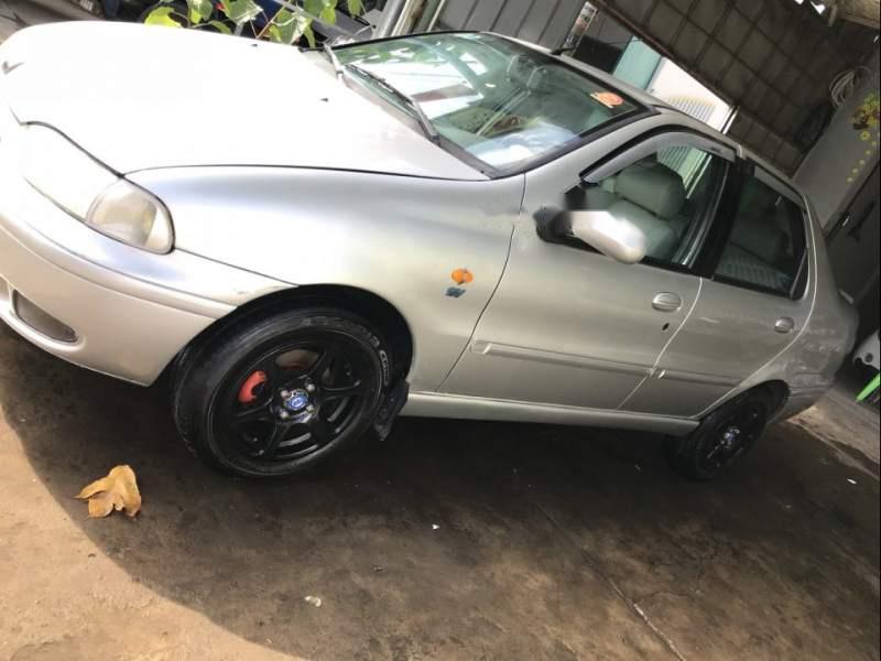 Fiat Siena 2002 - Cần bán lại xe Fiat Siena năm sản xuất 2002, màu bạc giá cạnh tranh