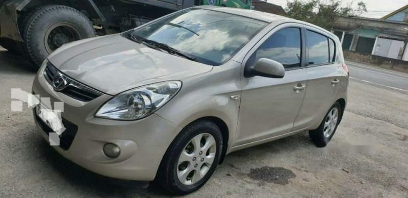 Hyundai i20 2010 - Cần bán Hyundai i20 2010, xe nhập số tự động, giá 320tr